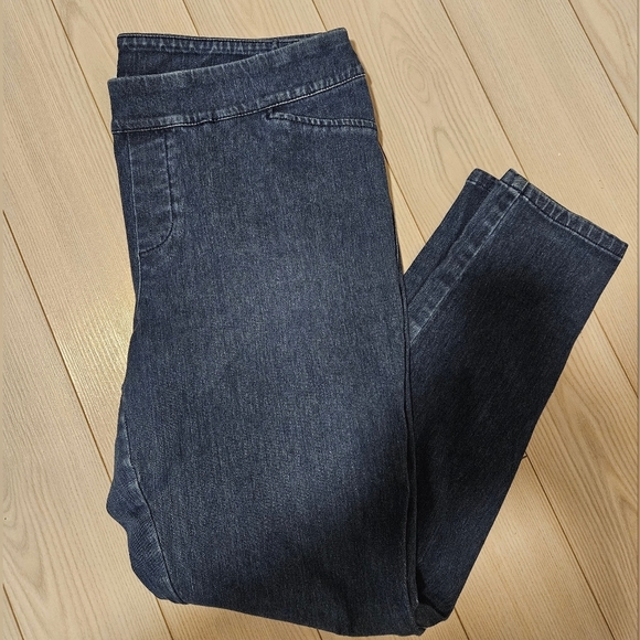 Calvin Klein Womens Large Jeggings Denim Darker Wash Pants Comfortable Stretchy - Picture 1 of 6